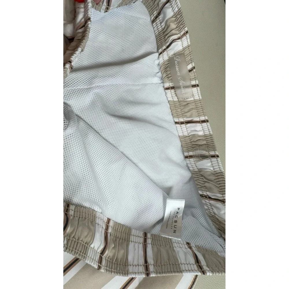 Men's size large PacSun swim trunks. NWOT. 5